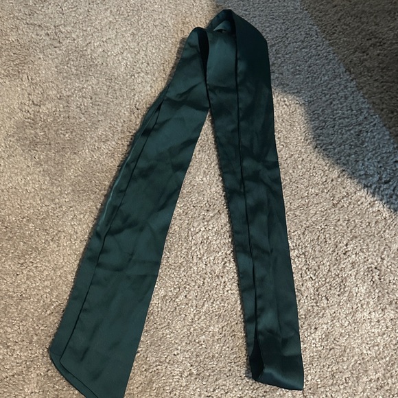 Fashion Nova Deep Green Long Sleeve Dress - Picture 10 of 11